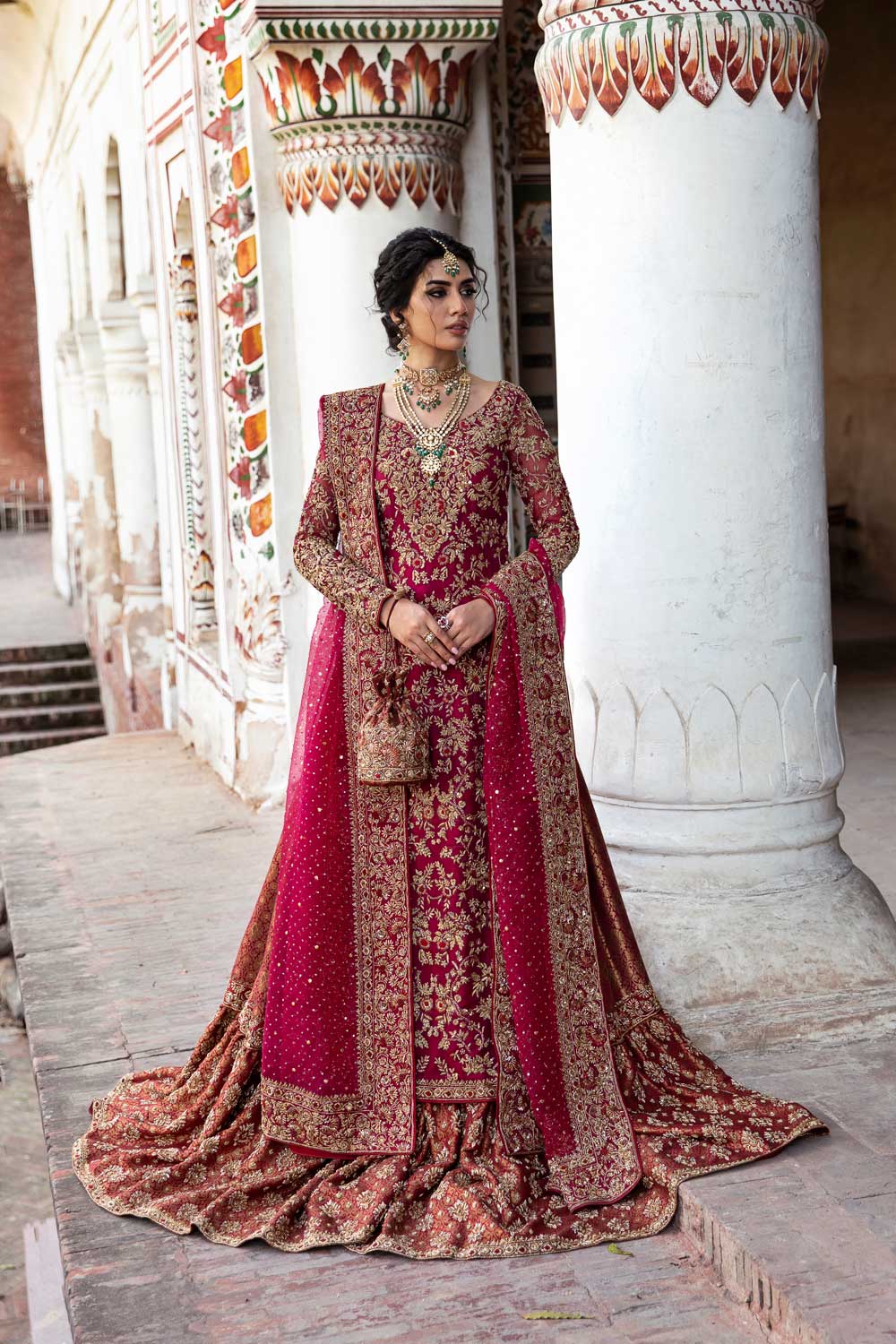 Nayab - Saranaqvistore