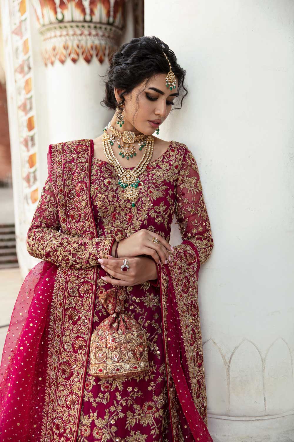 Nayab - Saranaqvistore