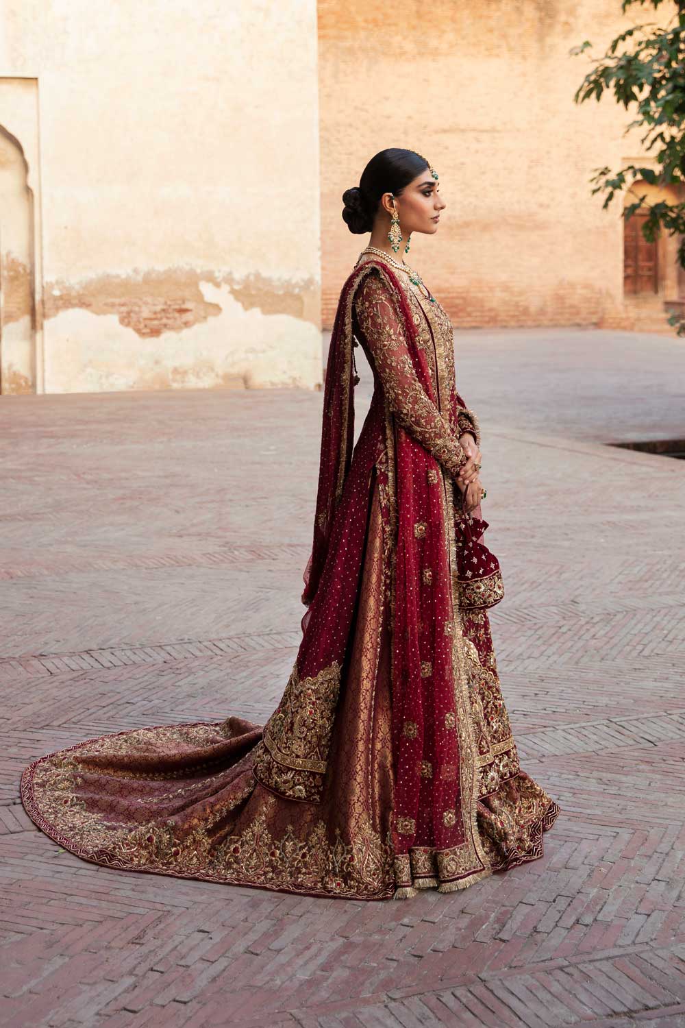 Zohra - Saranaqvistore