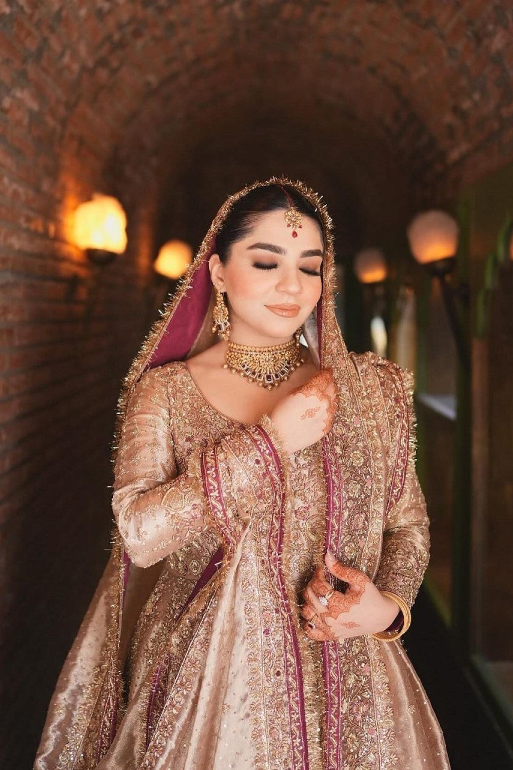 Dahlia (Customized) - Saranaqvistore